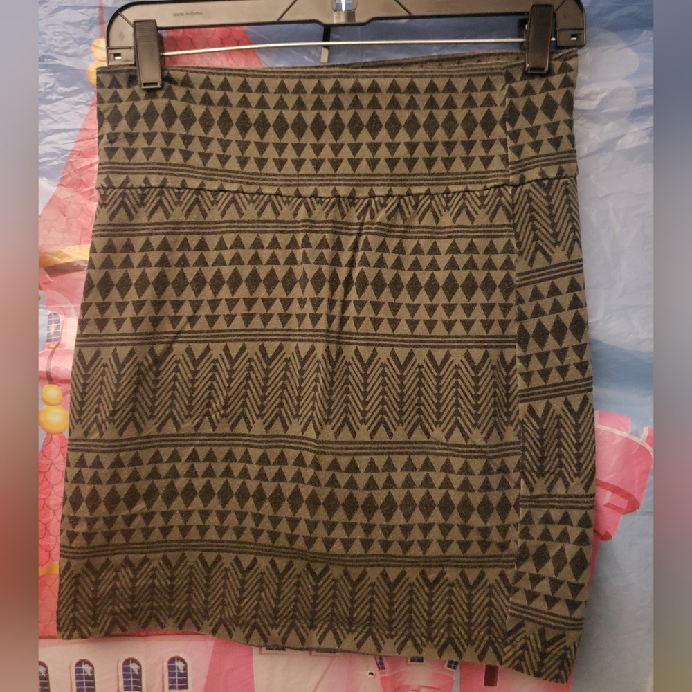 Medium Skirt